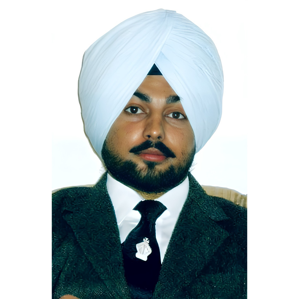 Rajeshwar Mangat – Legal Counsel